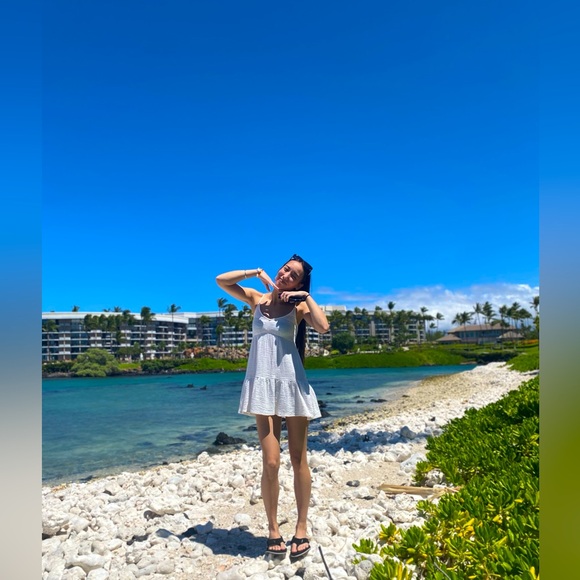 OUT OF OFFICE MEXICO🐬 closet temporarily CLOSED 😎 - Picture 9 of 17